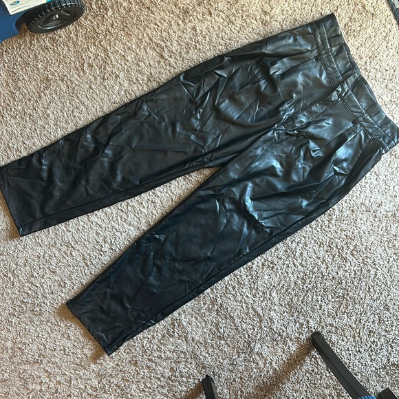 Joe Fresh Faux Leather Pant 14 NWOT - Picture 1 of 4